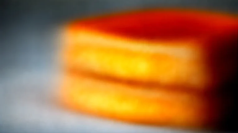 Leckeres Sandwich Toast, das im Airfryer goldbraun knusprig gebacken wird.